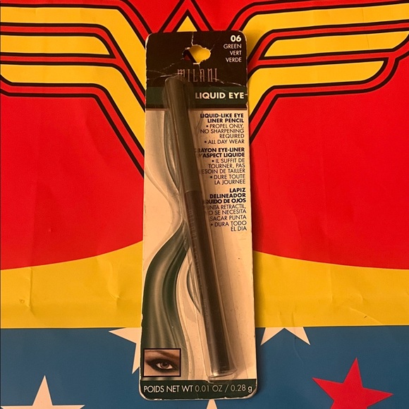 Milani Bold Blue and Green Eyeshadow Palette - Picture 9 of 10